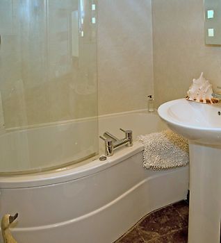 Cleveley Mere Luxury Waterside Lodges Scorton  Buitenkant foto